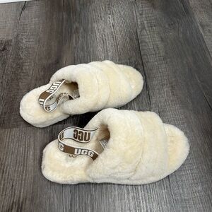 UGG Women's Tan Fluffy Slippers